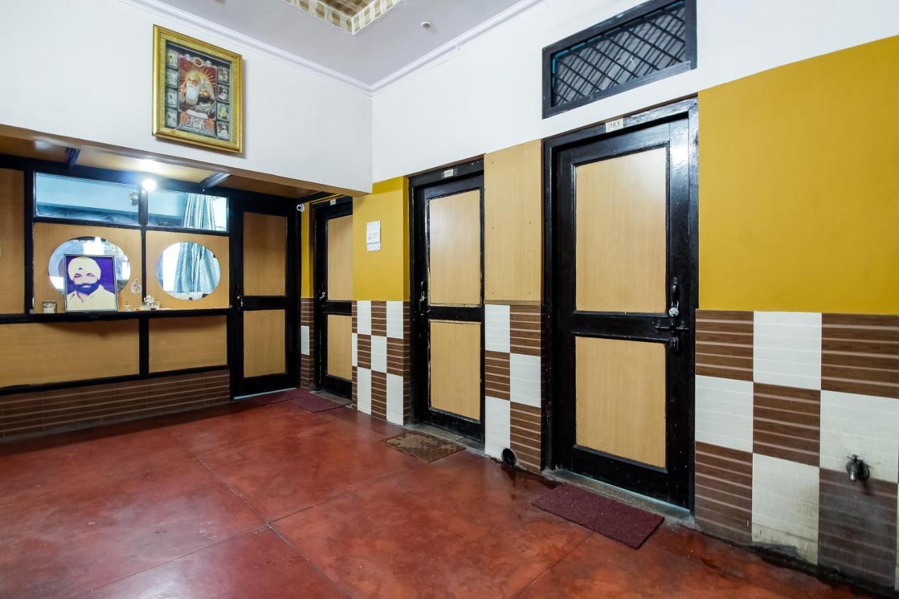 Spot On 40972 Hotel Gurubaksh Rampur  Exterior photo